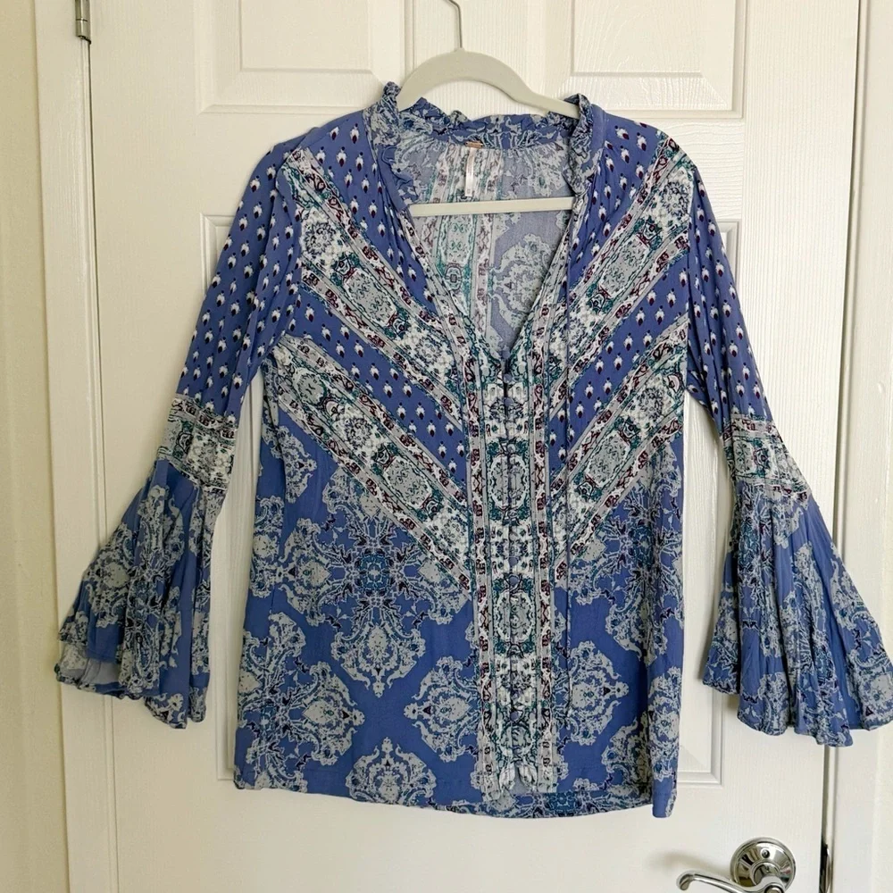 Free People Magic Mystery Tunic Dress Bell Sleeve Blue Boho XS NWOT - Picture 2 of 6